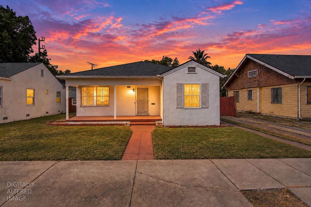 1211 Airport Way - Photo 1