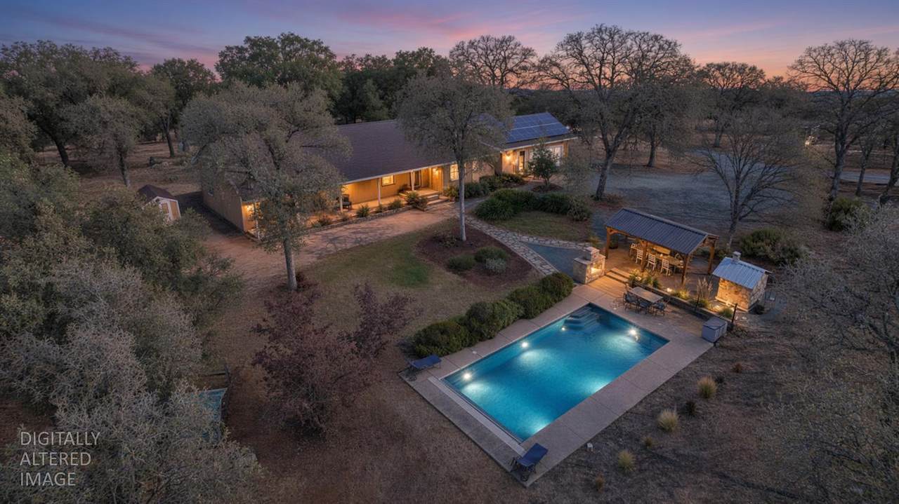 17423 Perimeter Road - Photo 1