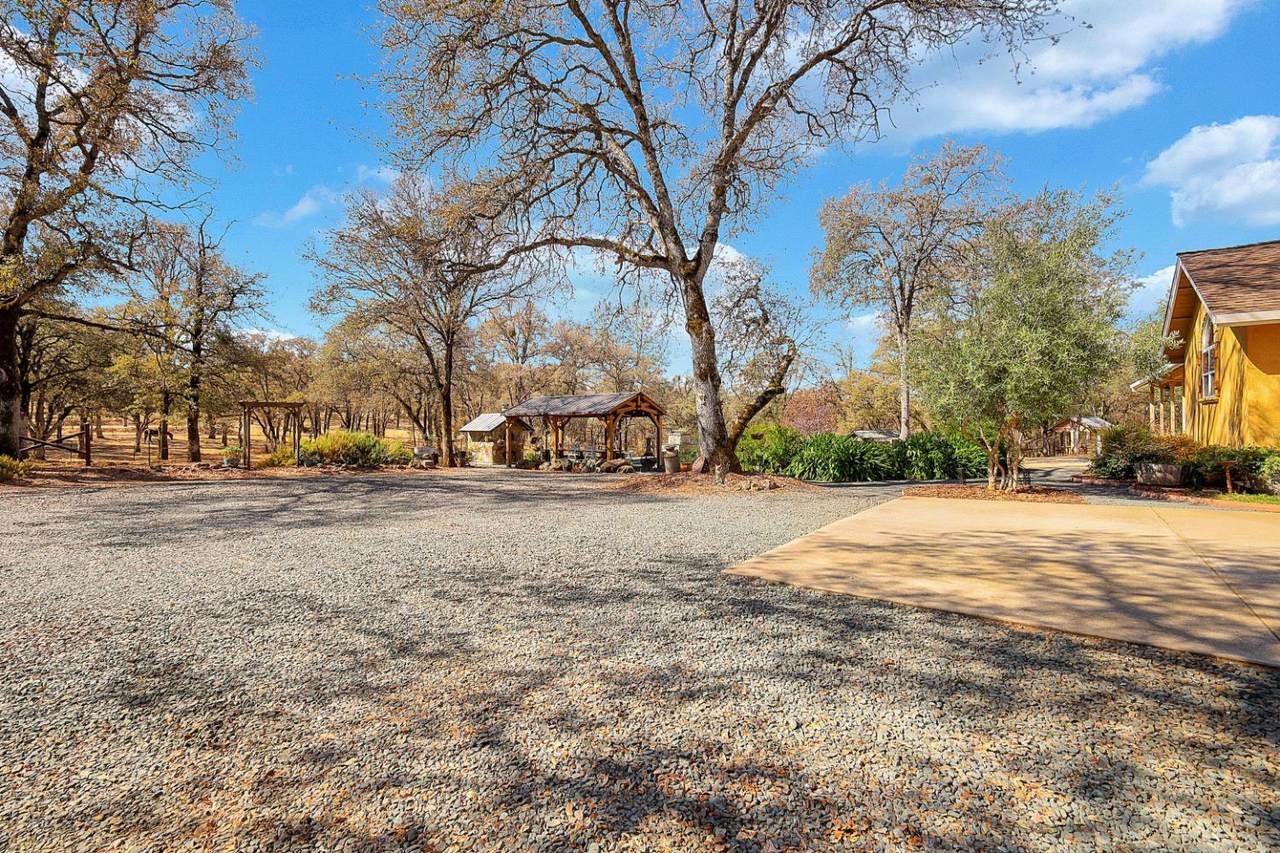 https://bt-photos.global.ssl.fastly.net/sacramento/1280_boomver_1_561230494-2.jpg