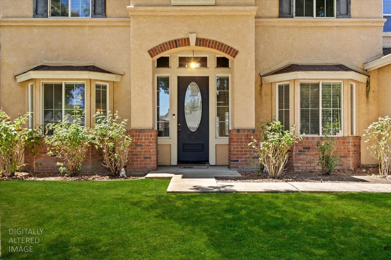 https://bt-photos.global.ssl.fastly.net/sacramento/1280_boomver_1_561230509-2.jpg