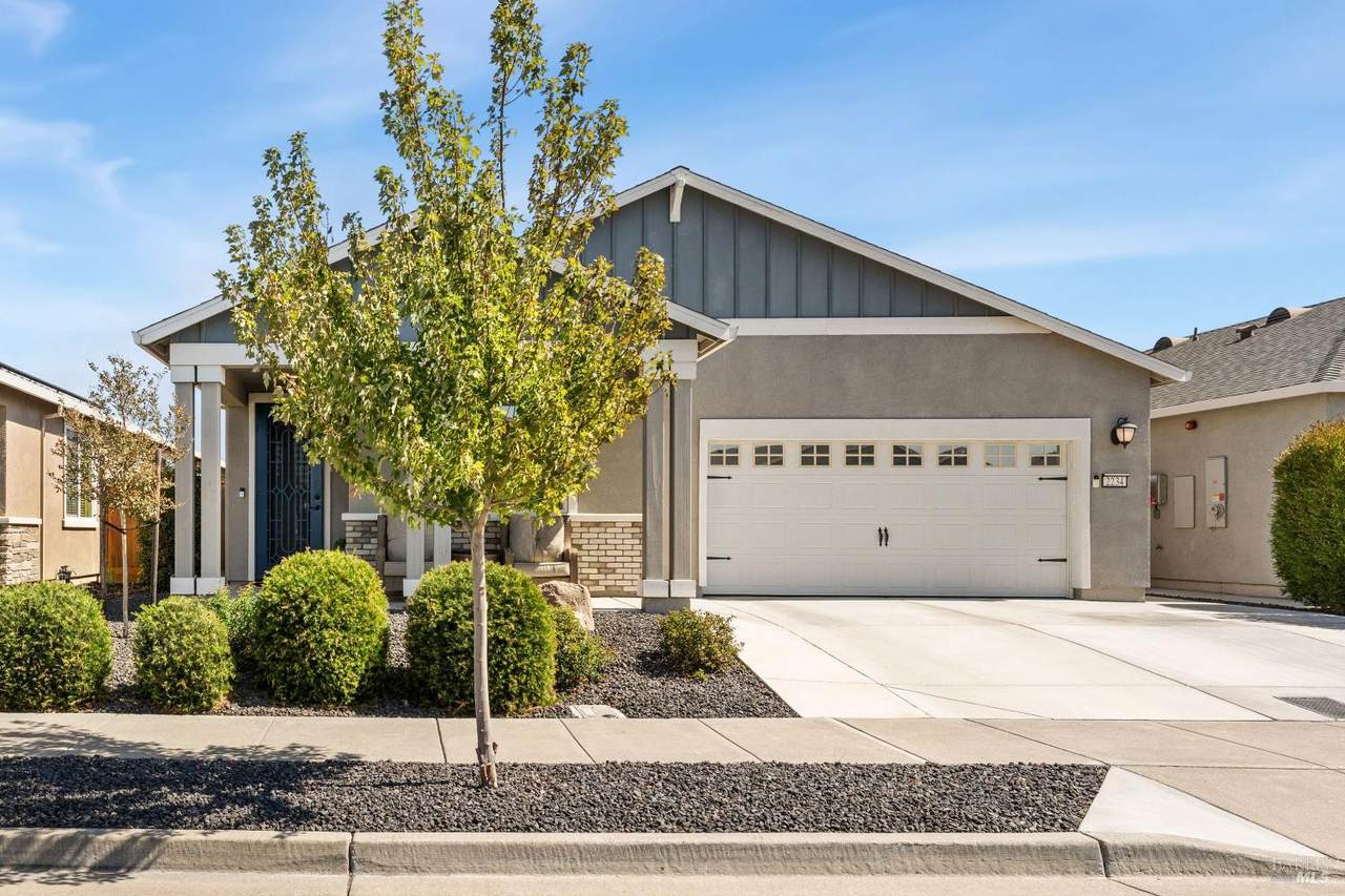 2234 Reunion Lane - Photo 1