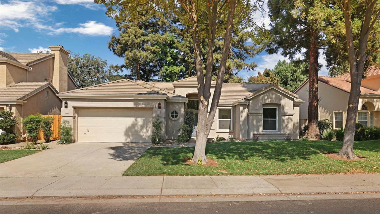 3445 Shadowbrook Drive - Photo 1