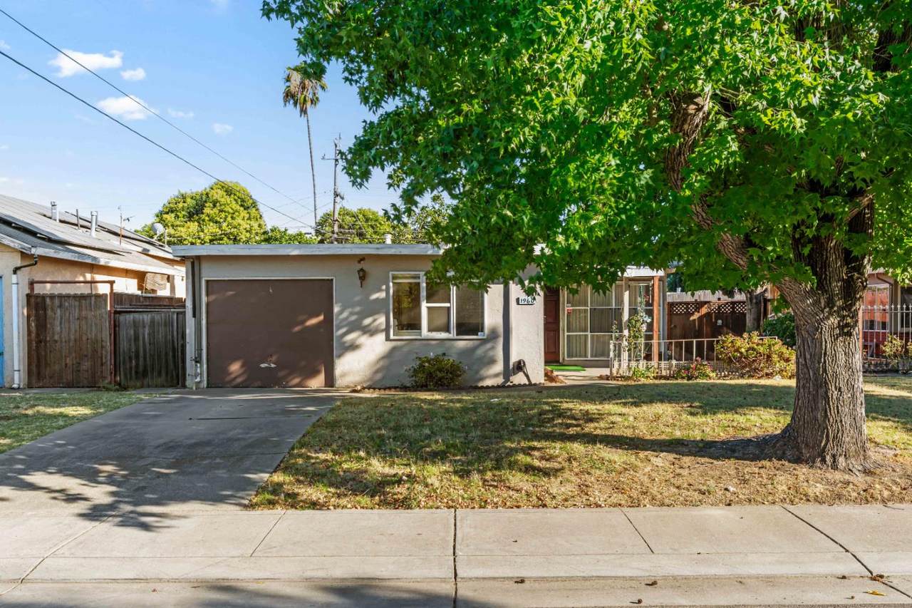 1960 La Jolla Drive - Photo 1