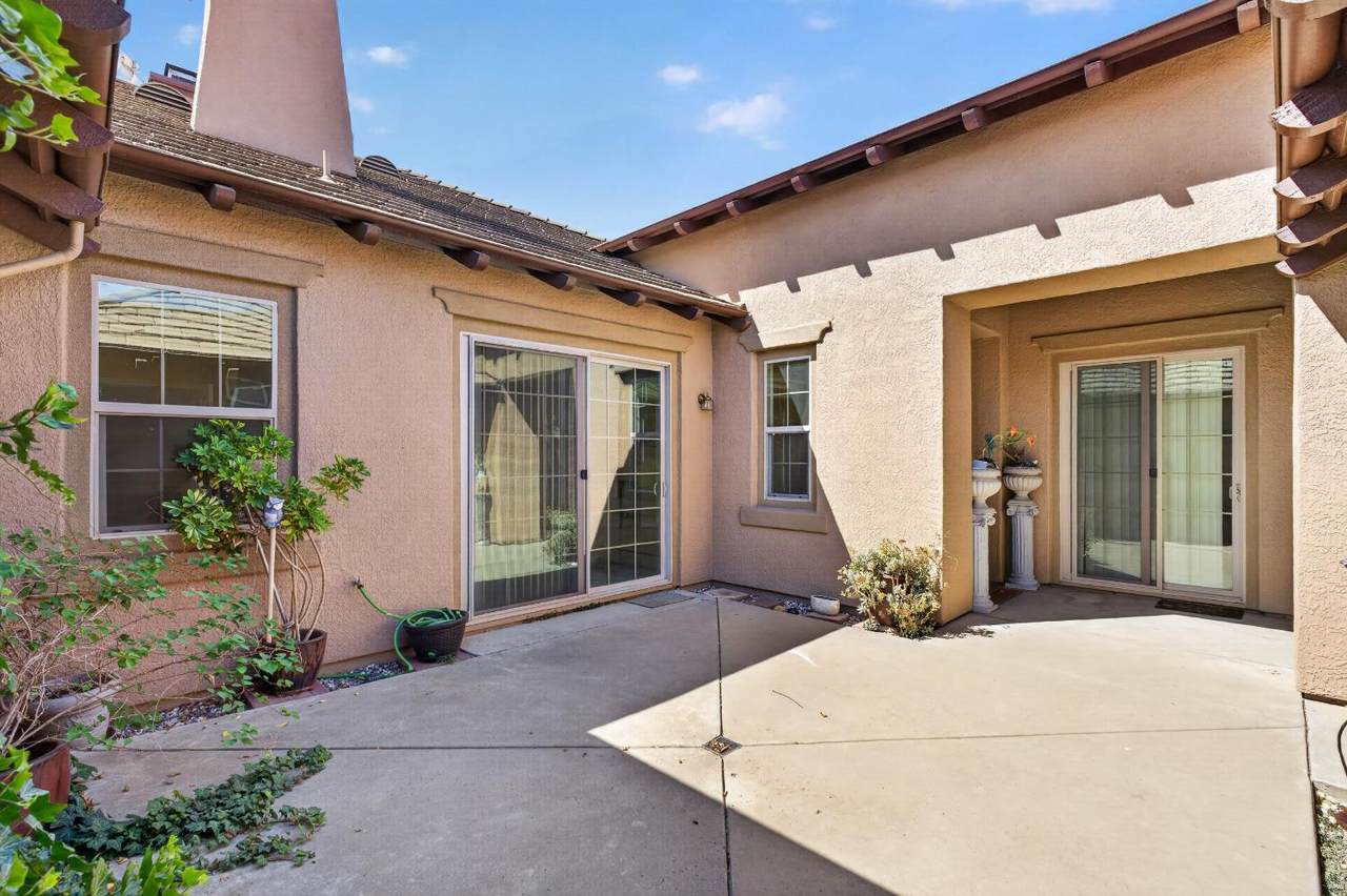 https://bt-photos.global.ssl.fastly.net/sacramento/1280_boomver_1_561230753-2.jpg