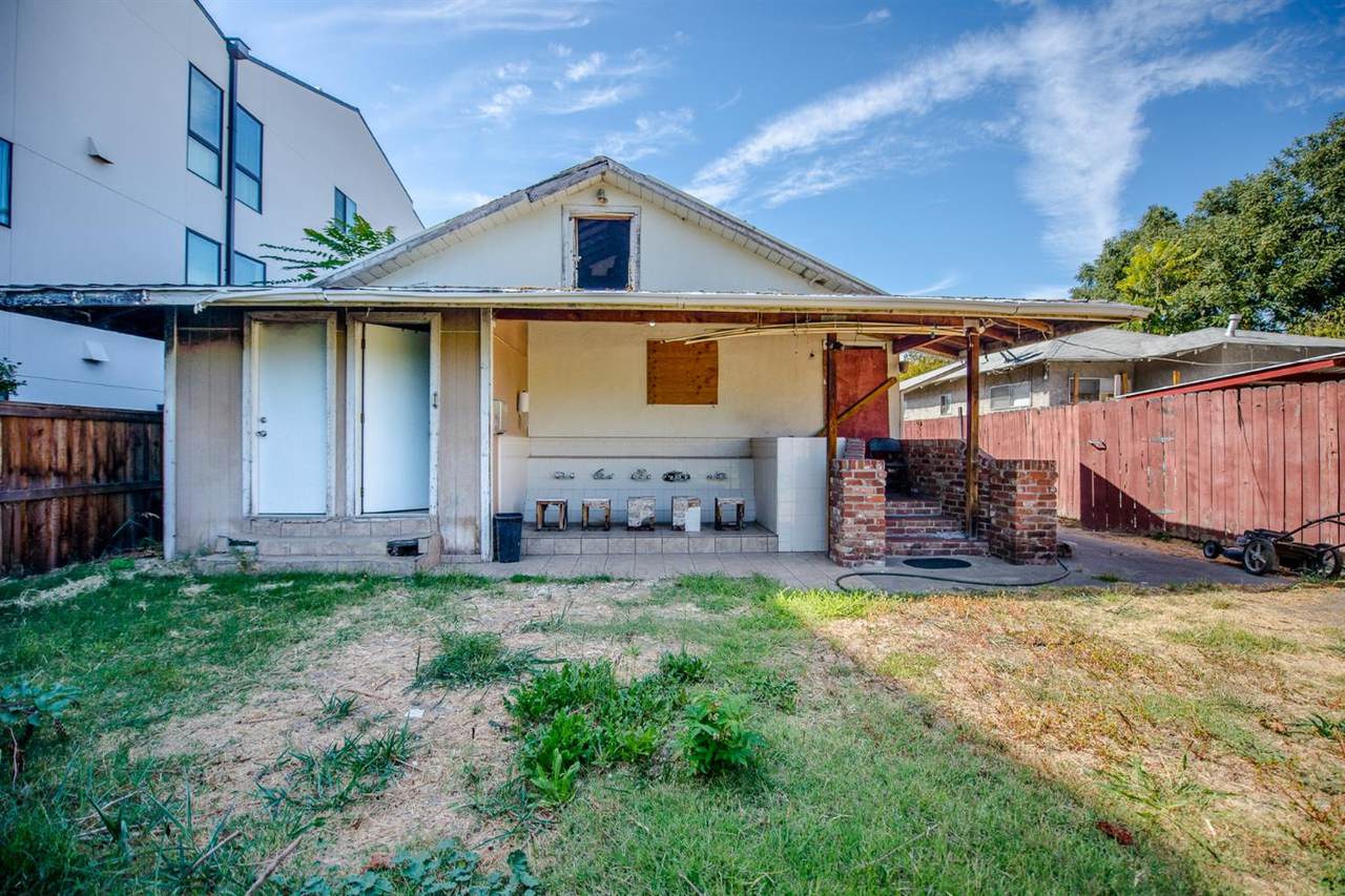 217 5th Street - Photo 1