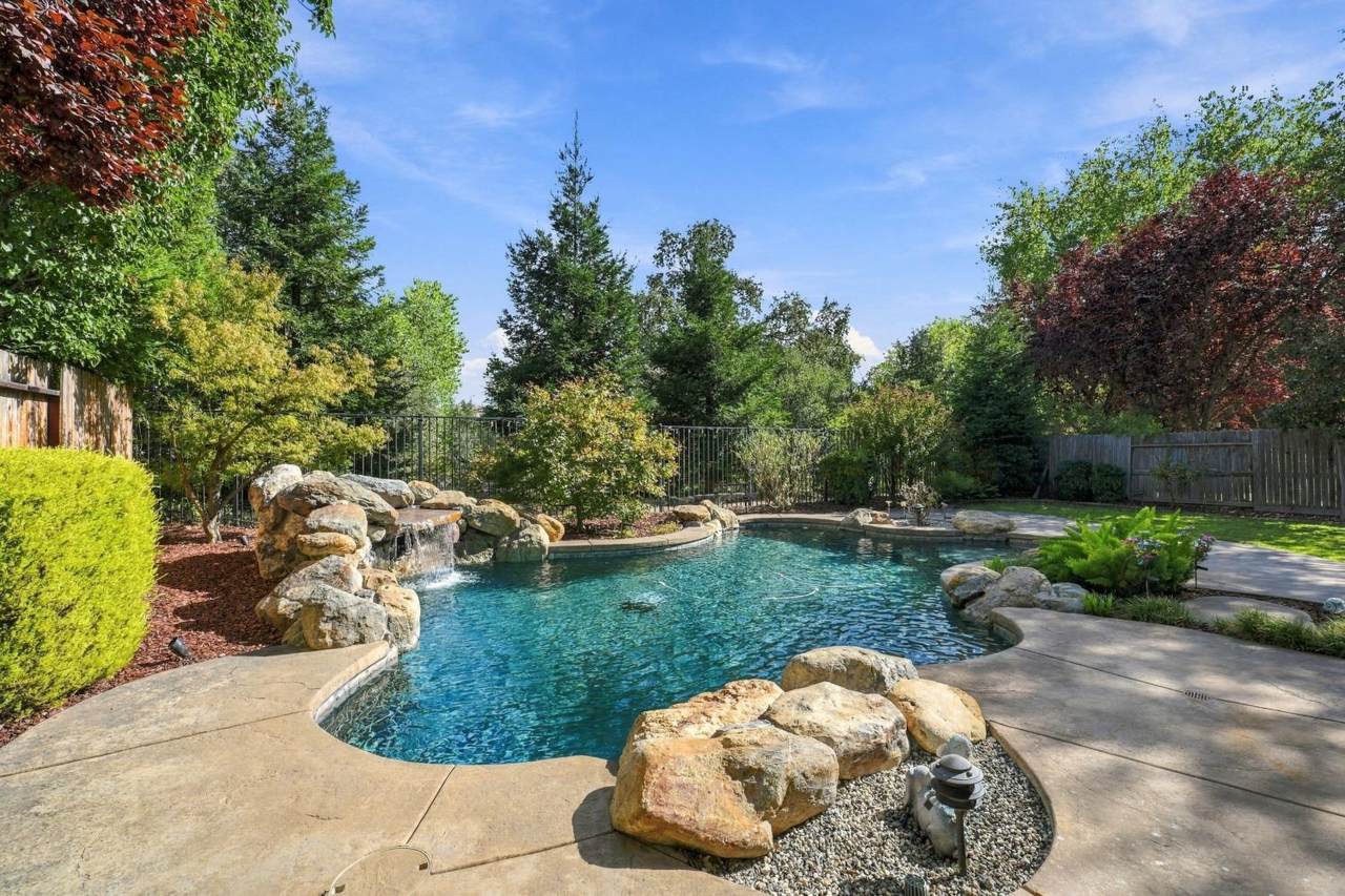 https://bt-photos.global.ssl.fastly.net/sacramento/1280_boomver_1_561230790-2.jpg
