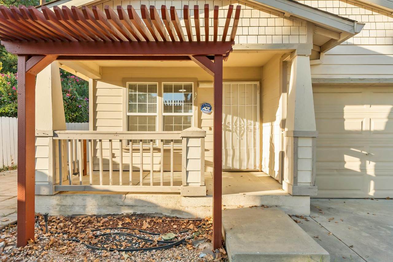 https://bt-photos.global.ssl.fastly.net/sacramento/1280_boomver_1_561230806-2.jpg