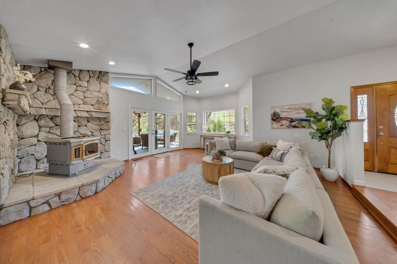 10563 Rim View Circle - Photo 1