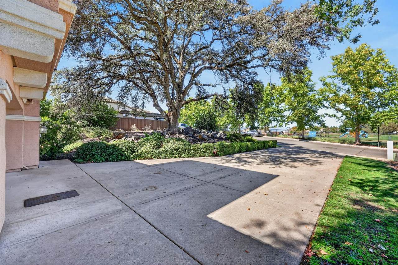 https://bt-photos.global.ssl.fastly.net/sacramento/1280_boomver_1_561230900-2.jpg