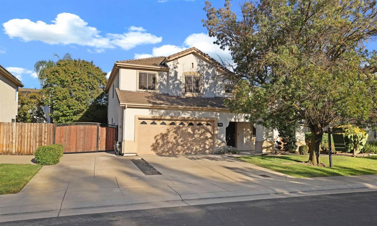 10710 Trevor Drive - Photo 1