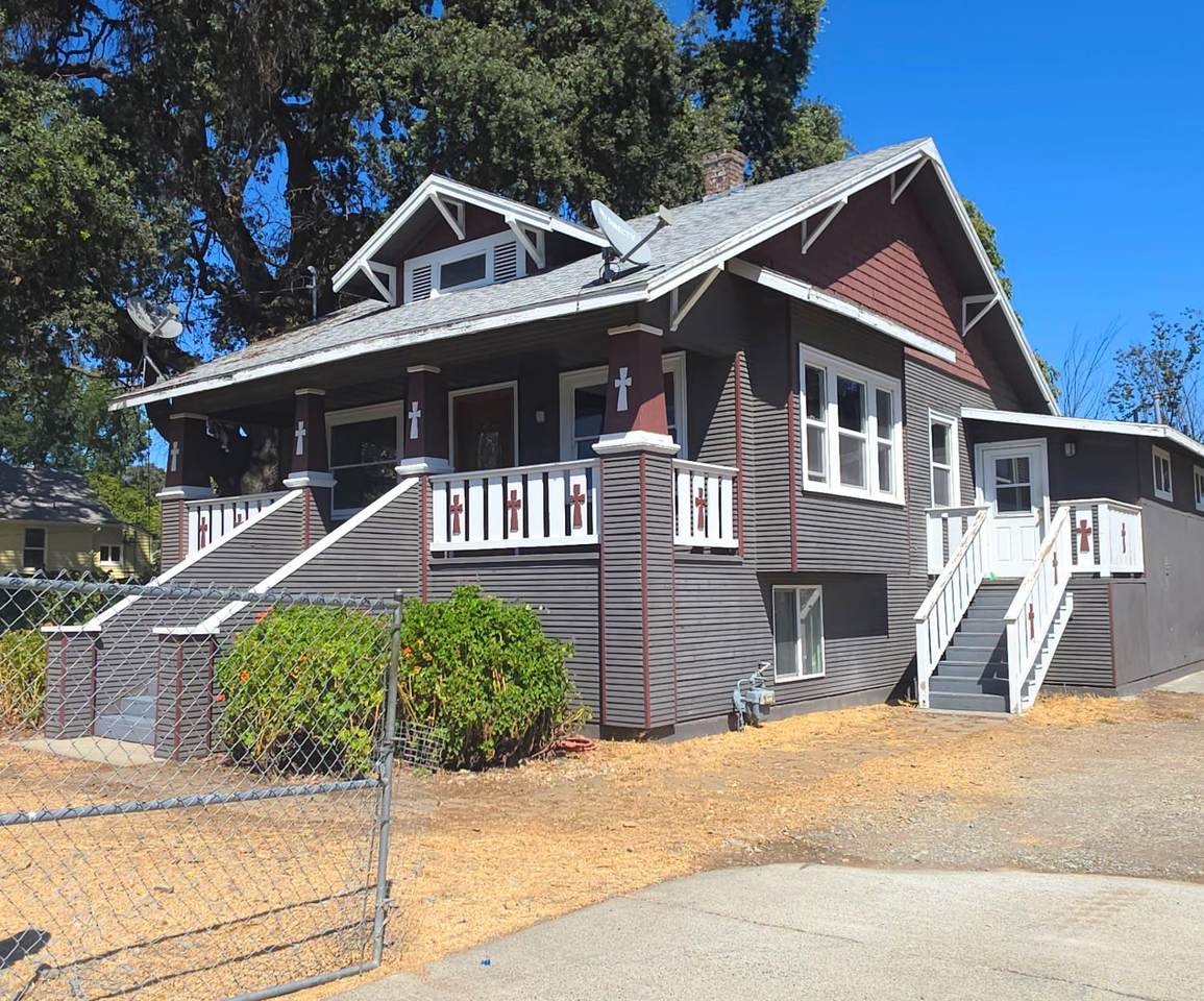 845 Yolo Street - Photo 1