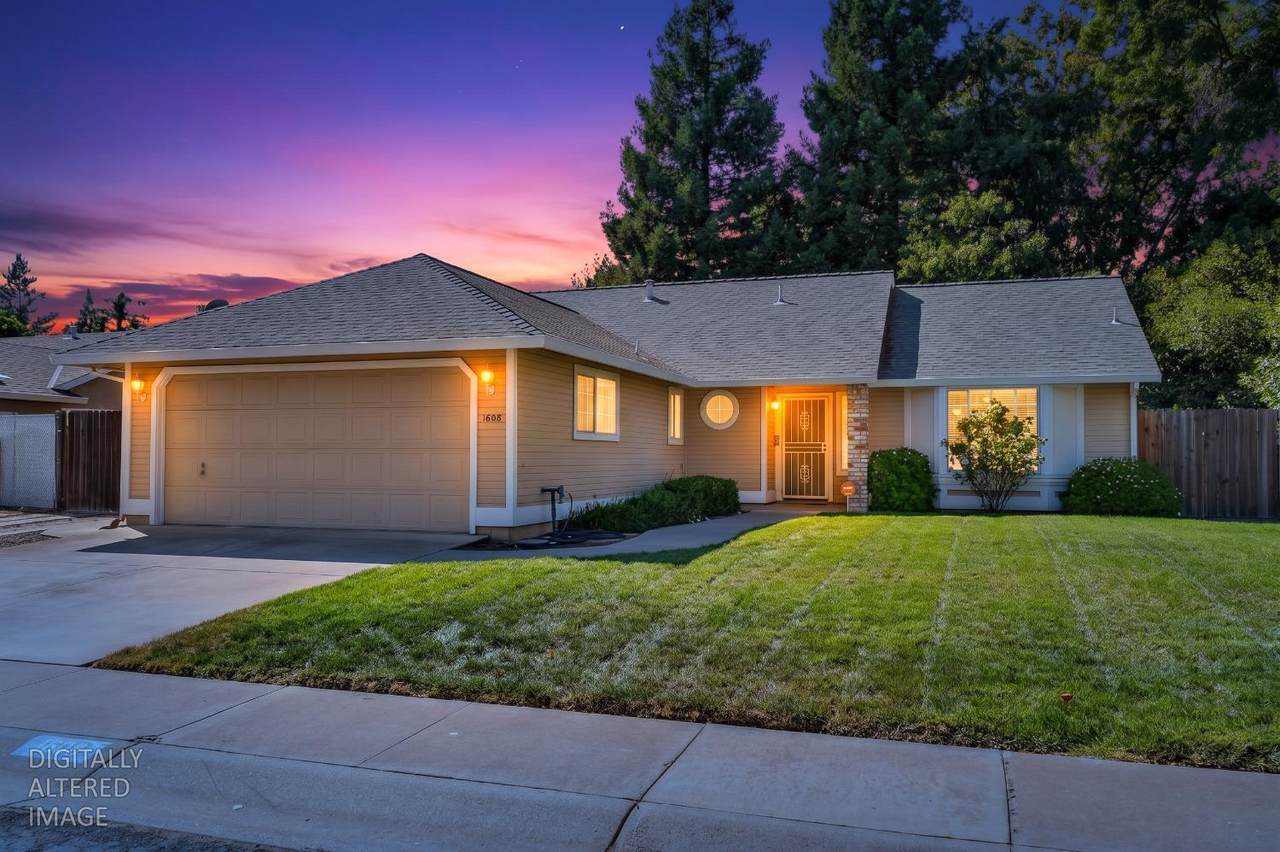 1608 Royo Ranchero Drive - Photo 1
