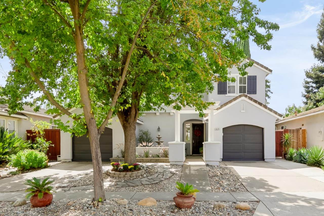1625 Headslane Road - Photo 1