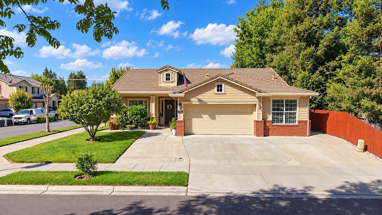 https://bt-photos.global.ssl.fastly.net/sacramento/1280_boomver_1_561231175-2.jpg