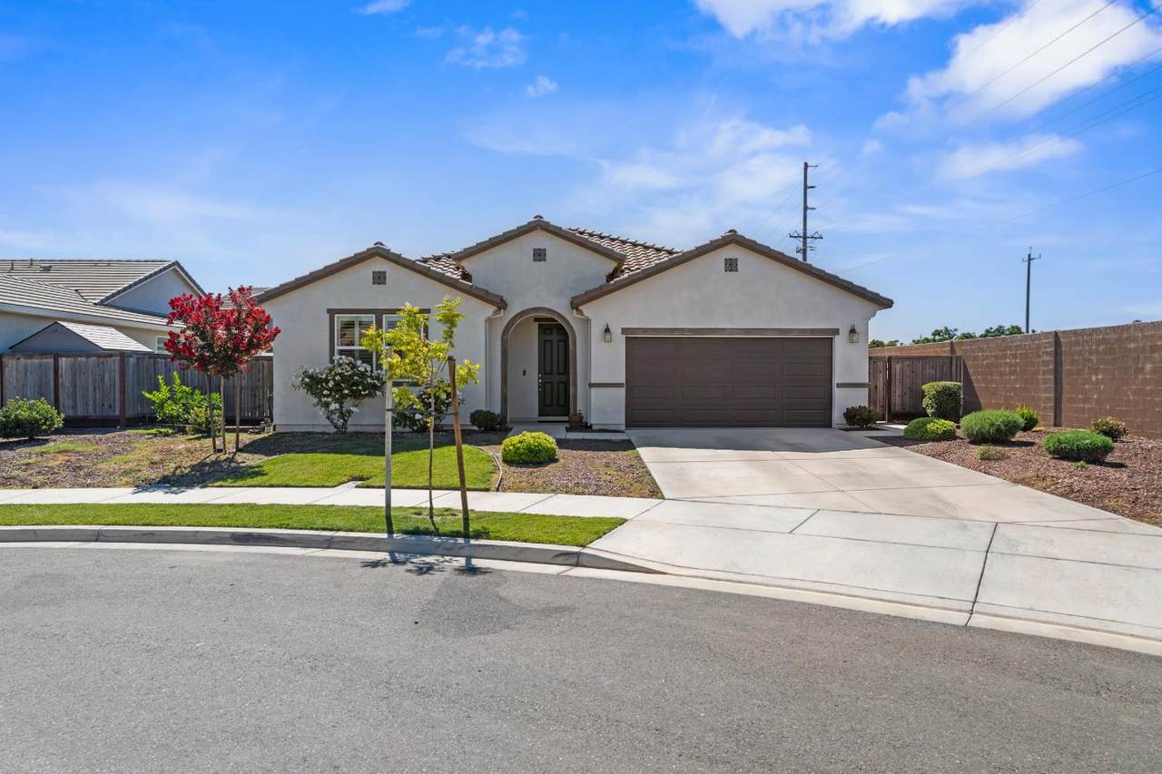 1589 Lantern Way - Photo 1
