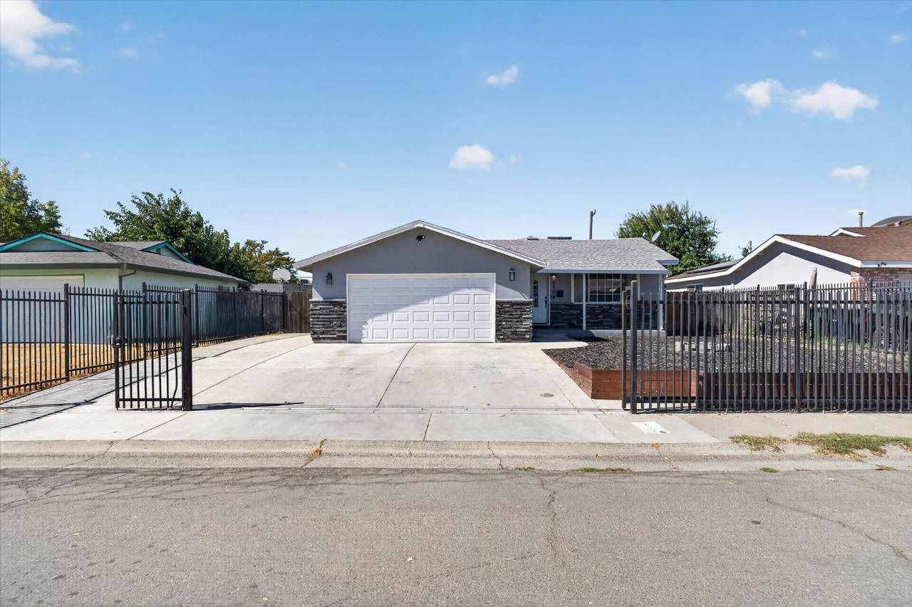 7704 Laurie Way - Photo 1