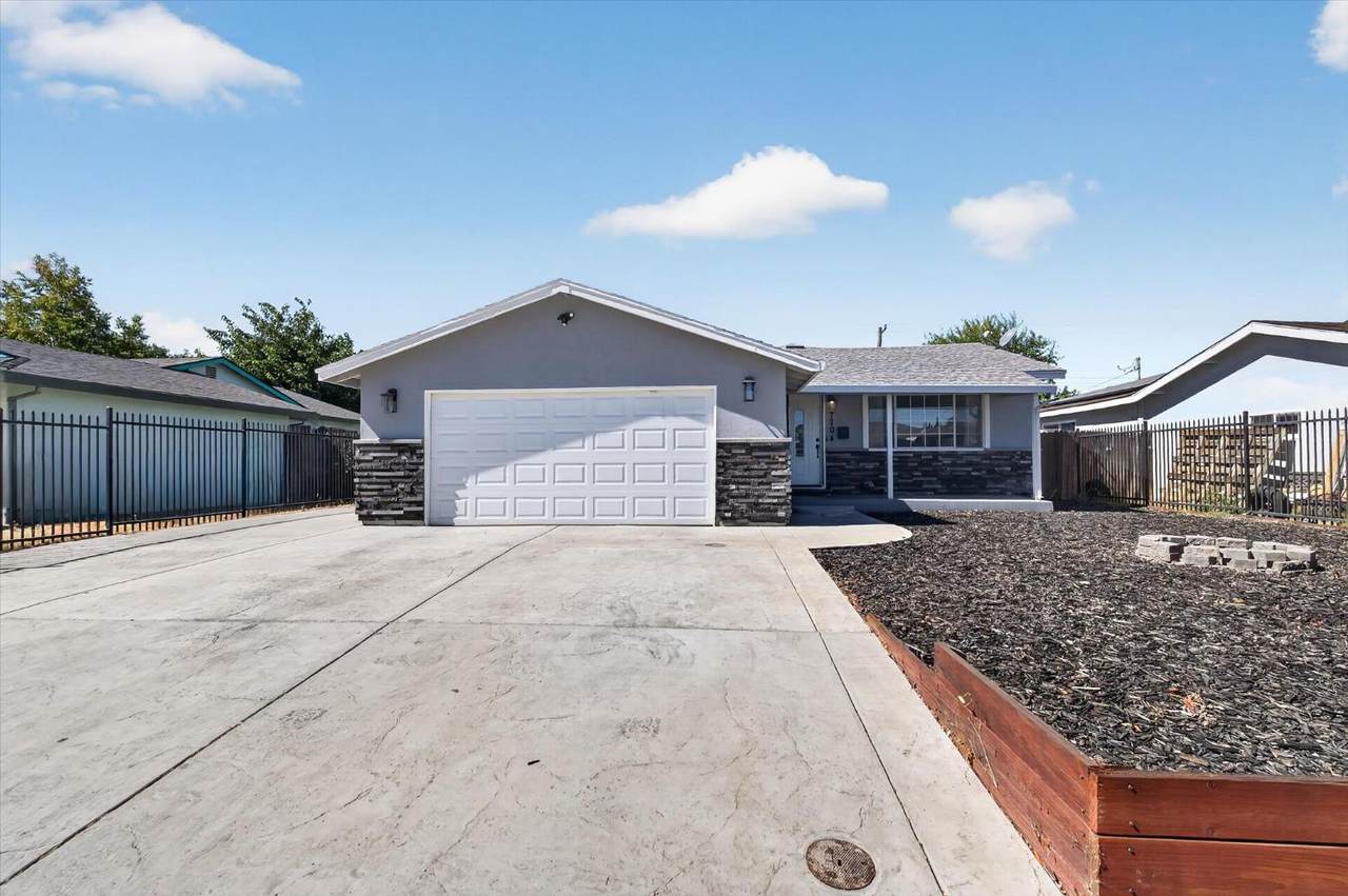 https://bt-photos.global.ssl.fastly.net/sacramento/1280_boomver_1_561231375-2.jpg