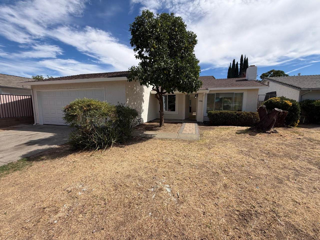 6300 Seyferth Way - Photo 1