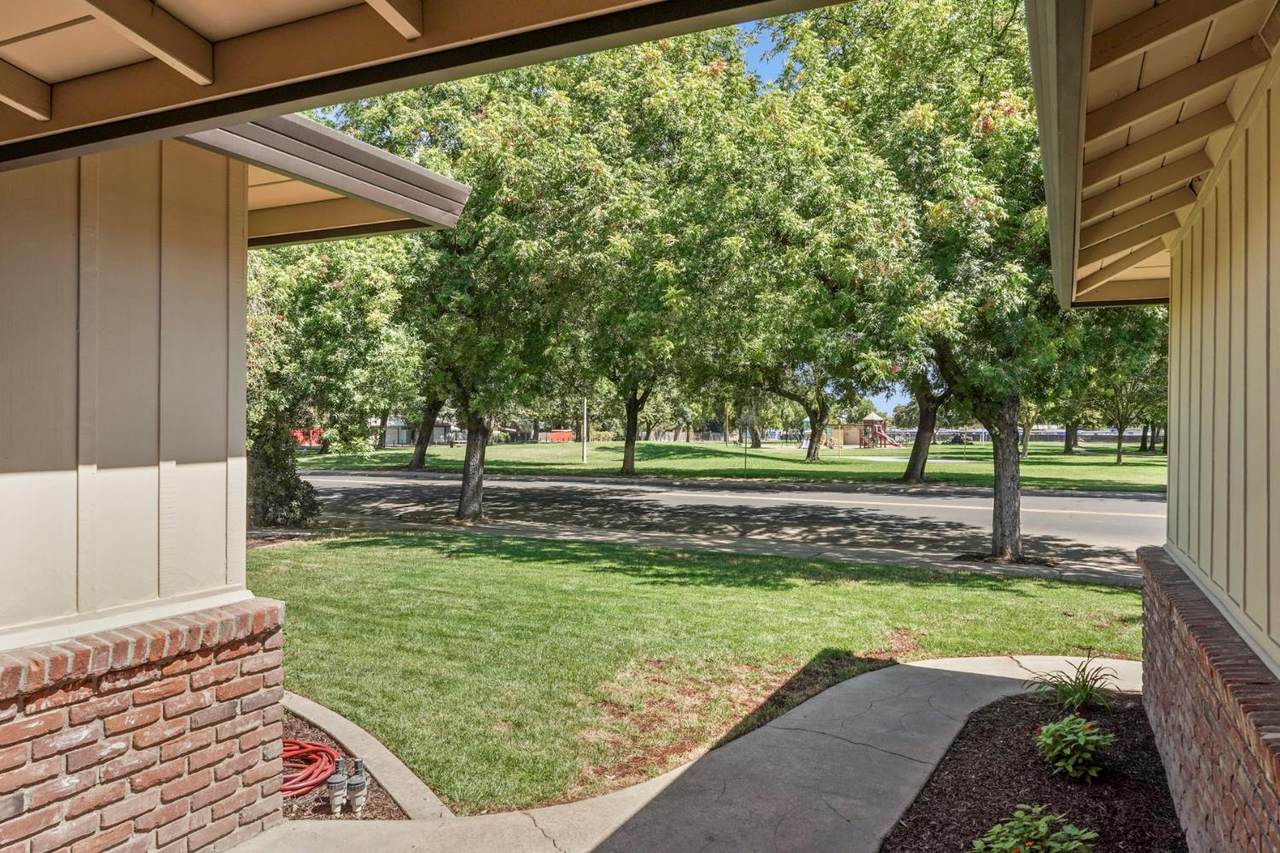 https://bt-photos.global.ssl.fastly.net/sacramento/1280_boomver_1_561231617-2.jpg