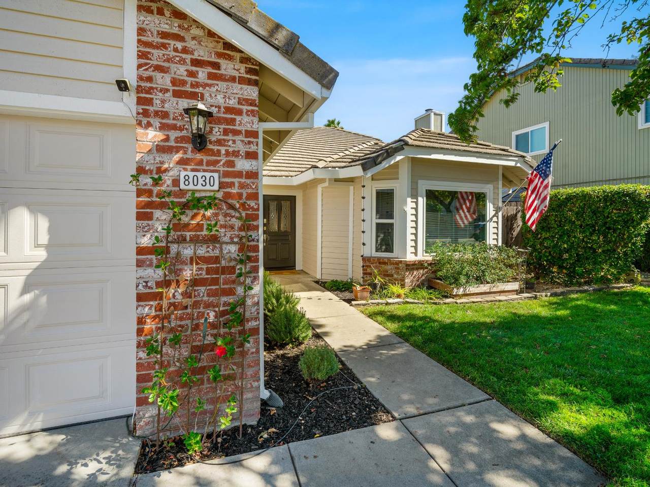 https://bt-photos.global.ssl.fastly.net/sacramento/1280_boomver_1_561231938-2.jpg