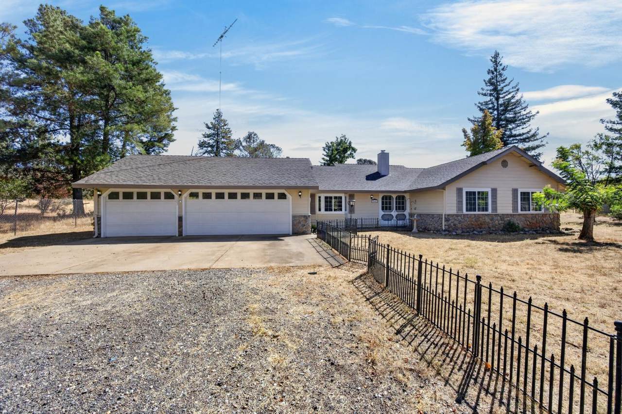 3663 Many Oaks Lane - Photo 1