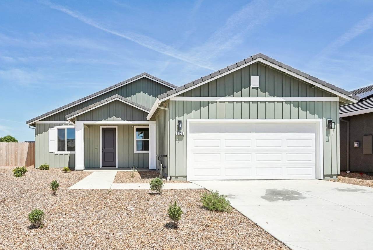3848 Alexander Circle - Photo 1