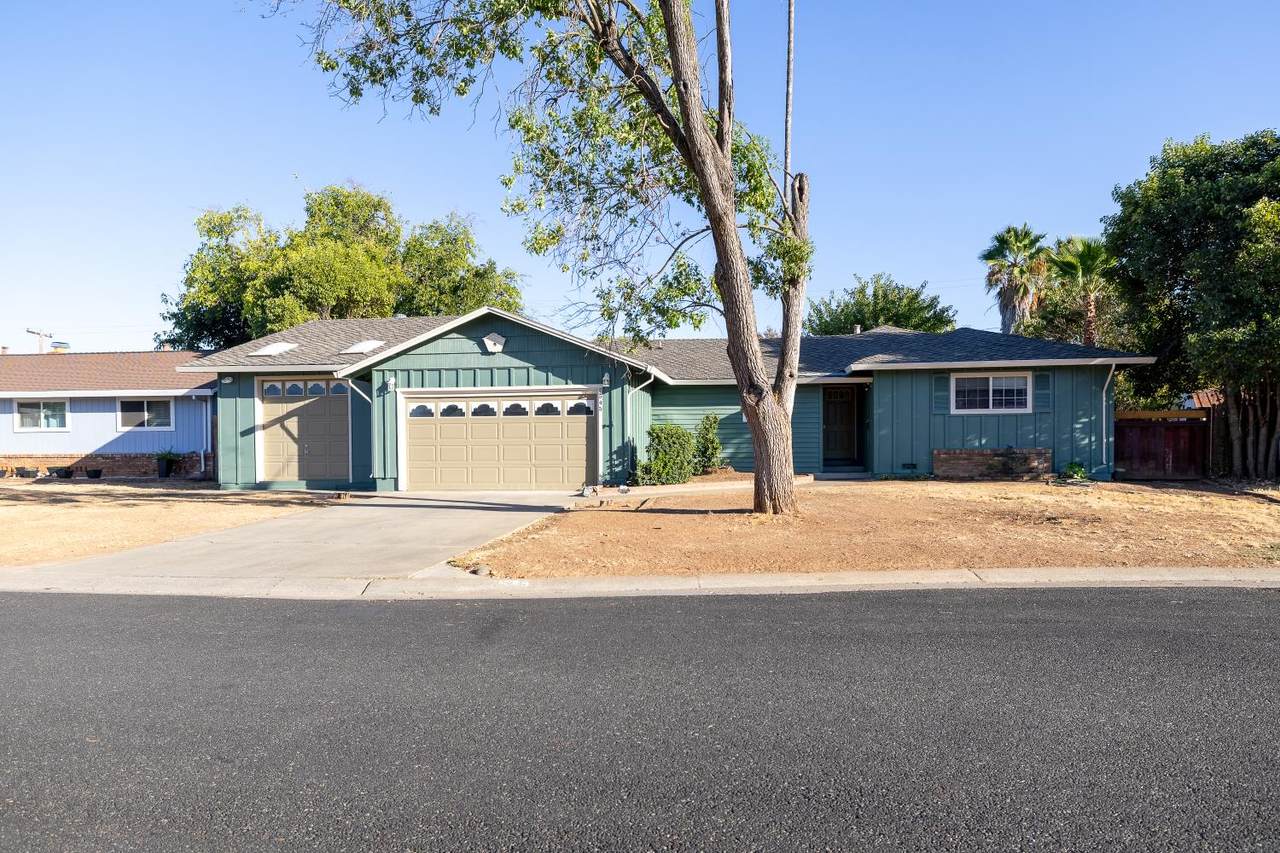 2545 Vernaccia Circle - Photo 1
