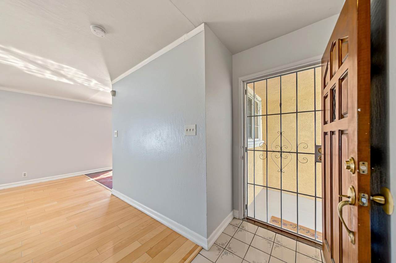 https://bt-photos.global.ssl.fastly.net/sacramento/1280_boomver_1_561232196-2.jpg