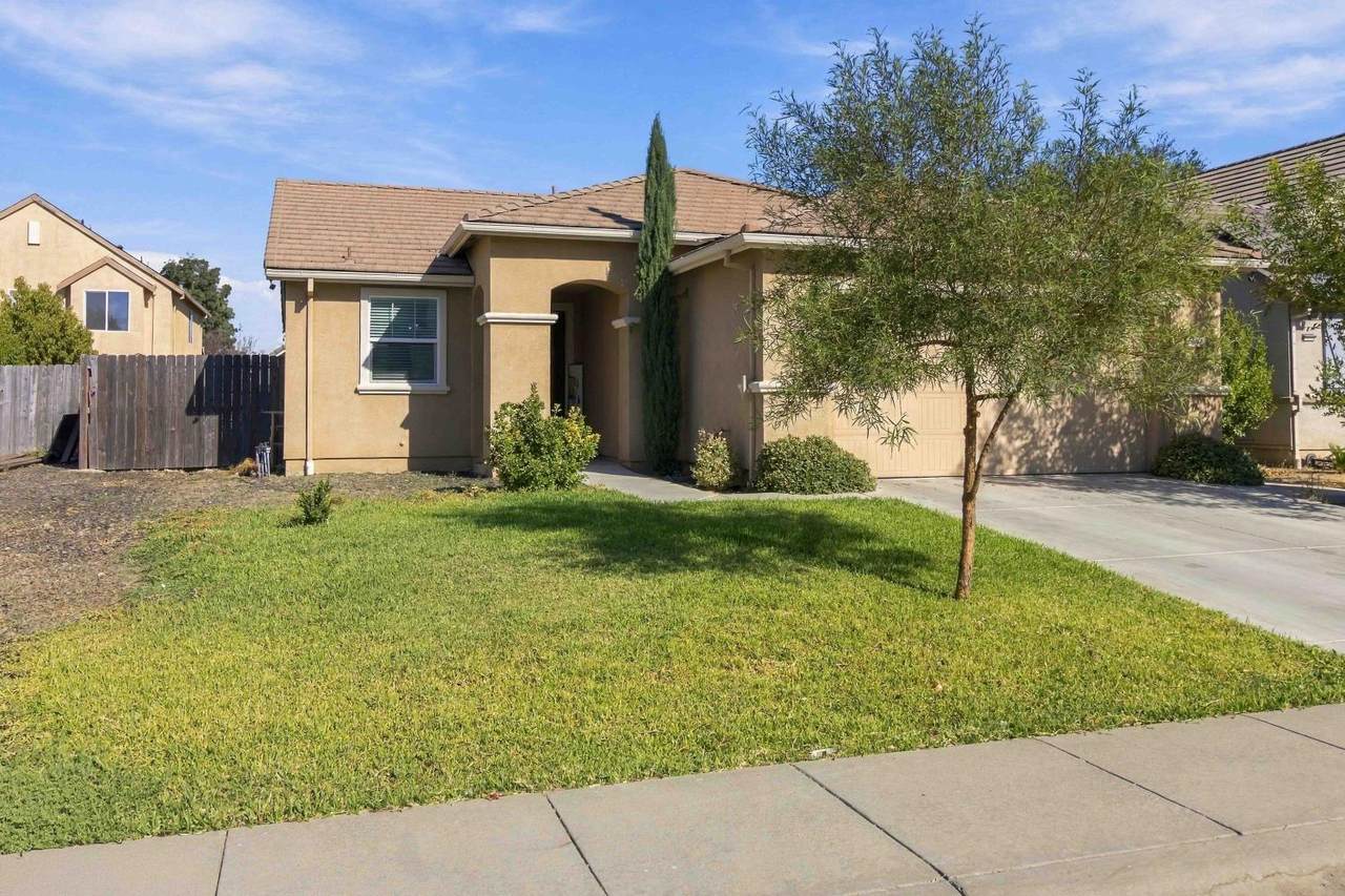 862 Crocker Court - Photo 1