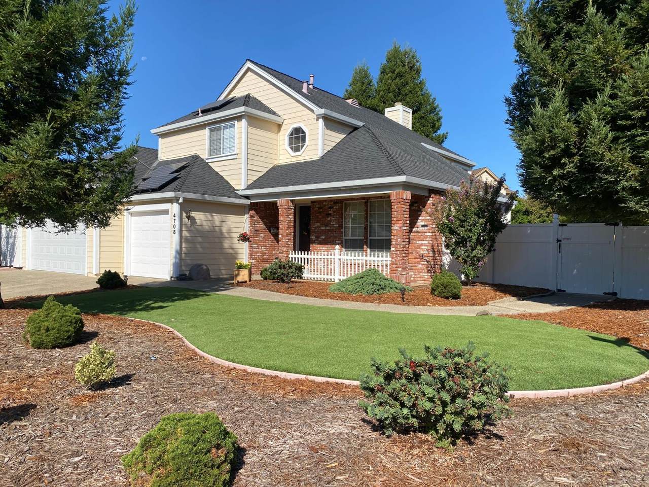 4708 Wildflower Lane - Photo 1