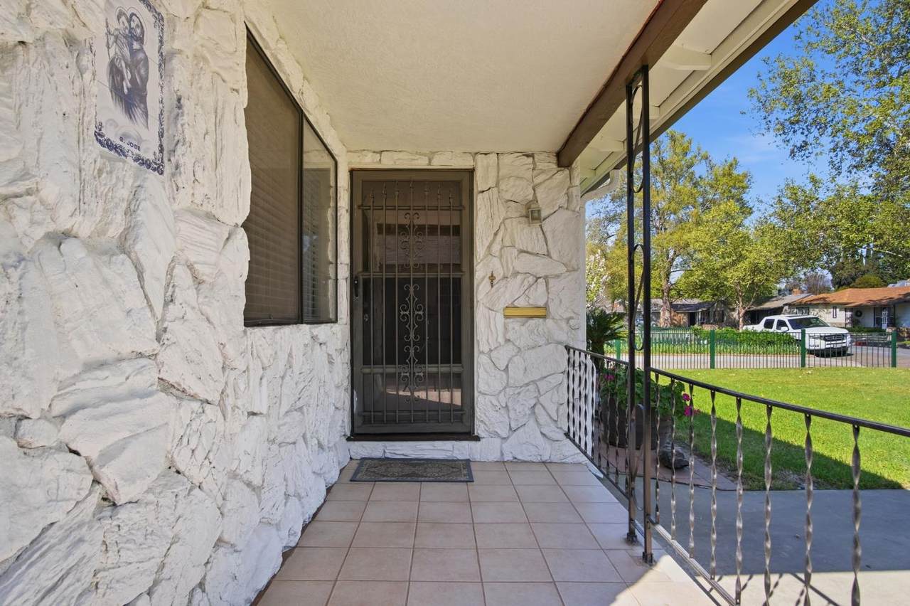 https://bt-photos.global.ssl.fastly.net/sacramento/1280_boomver_1_561232218-2.jpg