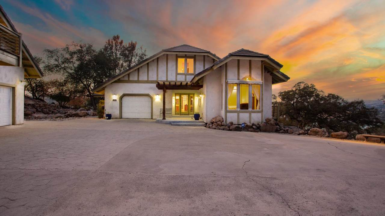 https://bt-photos.global.ssl.fastly.net/sacramento/1280_boomver_1_561232280-2.jpg