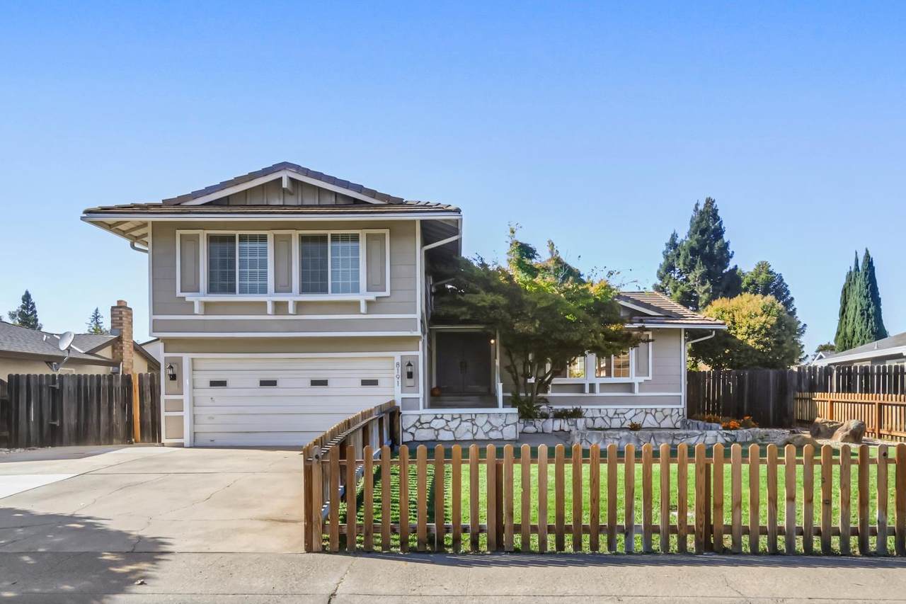8191 Canyon Oak Drive - Photo 1