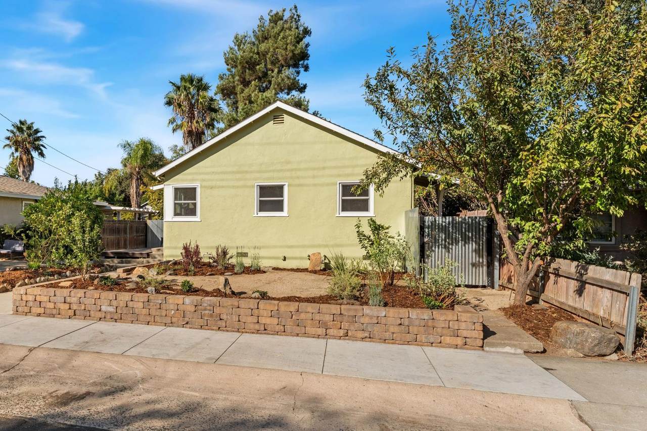 https://bt-photos.global.ssl.fastly.net/sacramento/1280_boomver_1_561232455-2.jpg