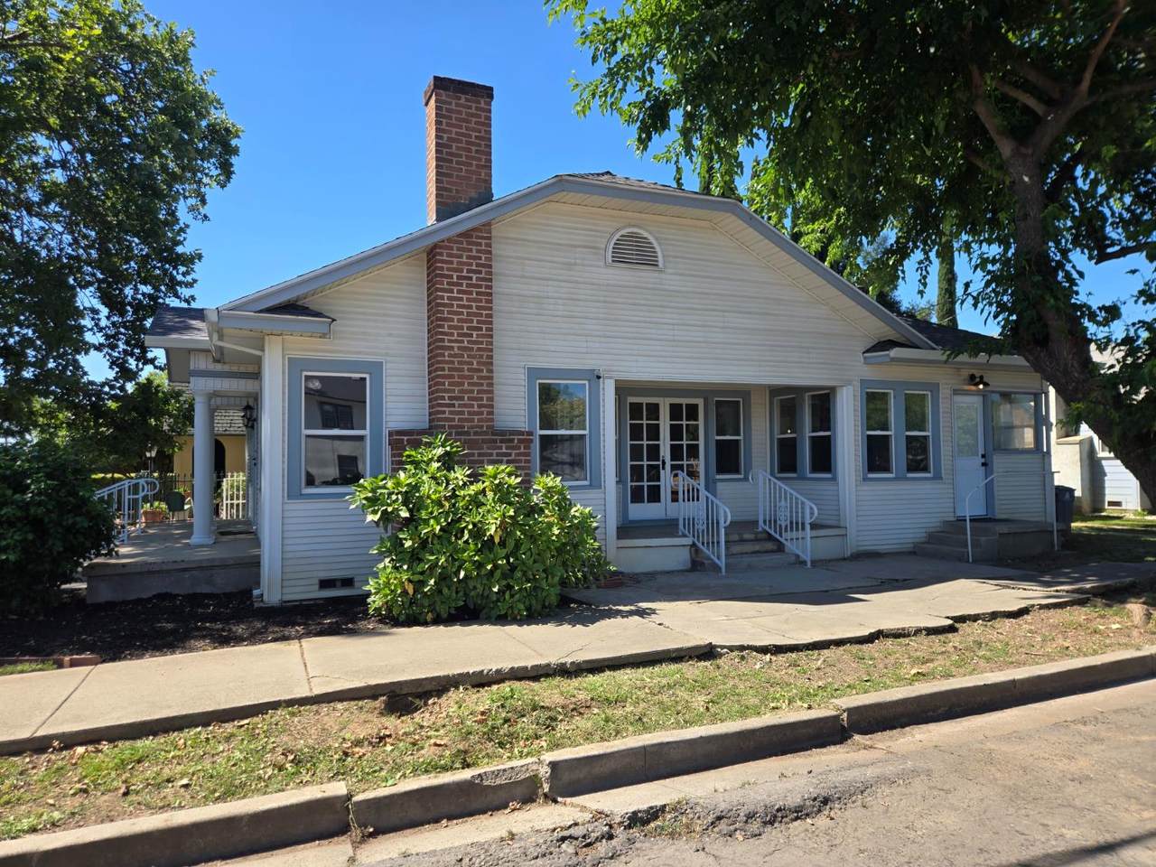 https://bt-photos.global.ssl.fastly.net/sacramento/1280_boomver_1_561232522-2.jpg