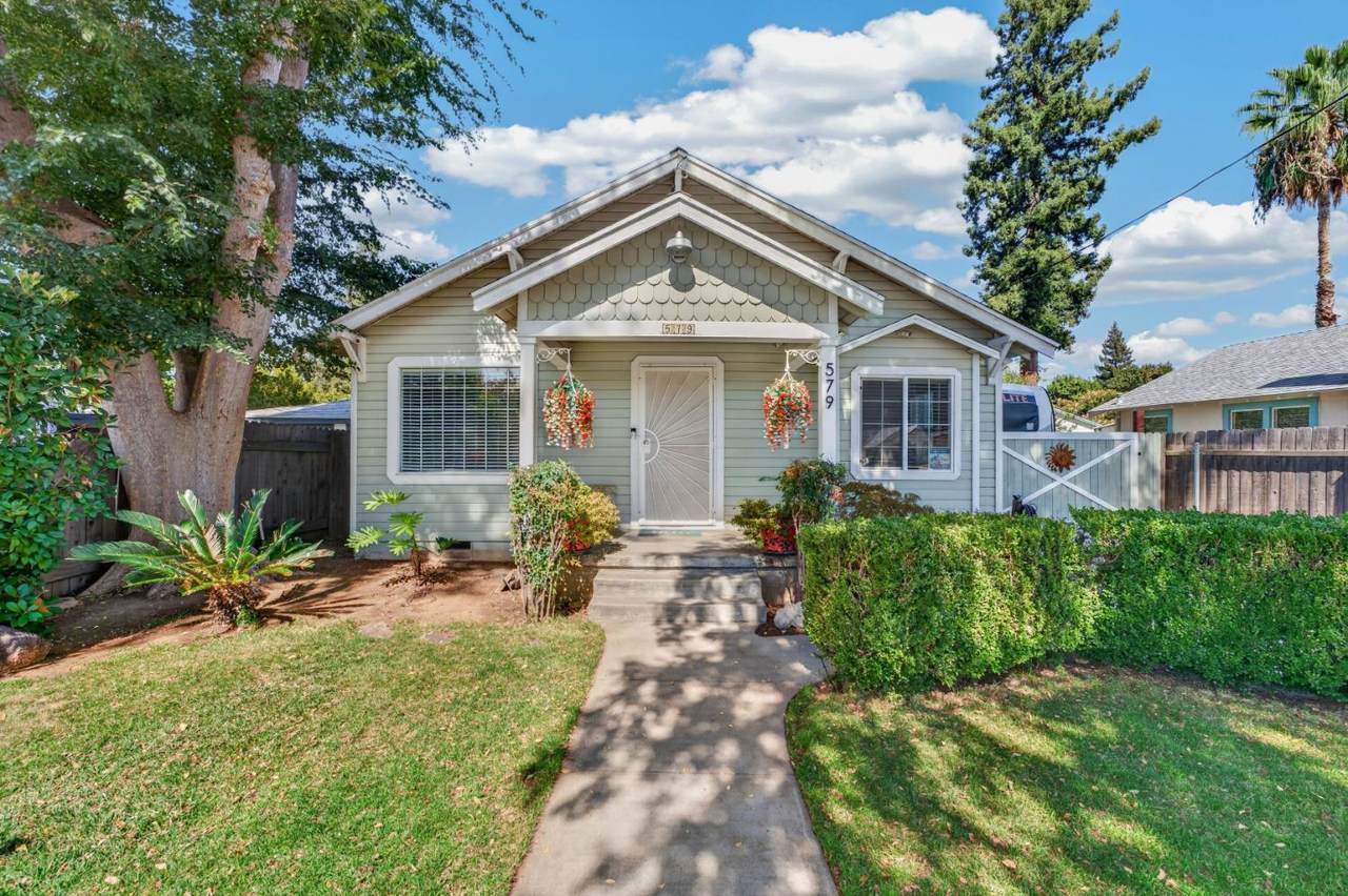 579 King Avenue - Photo 1