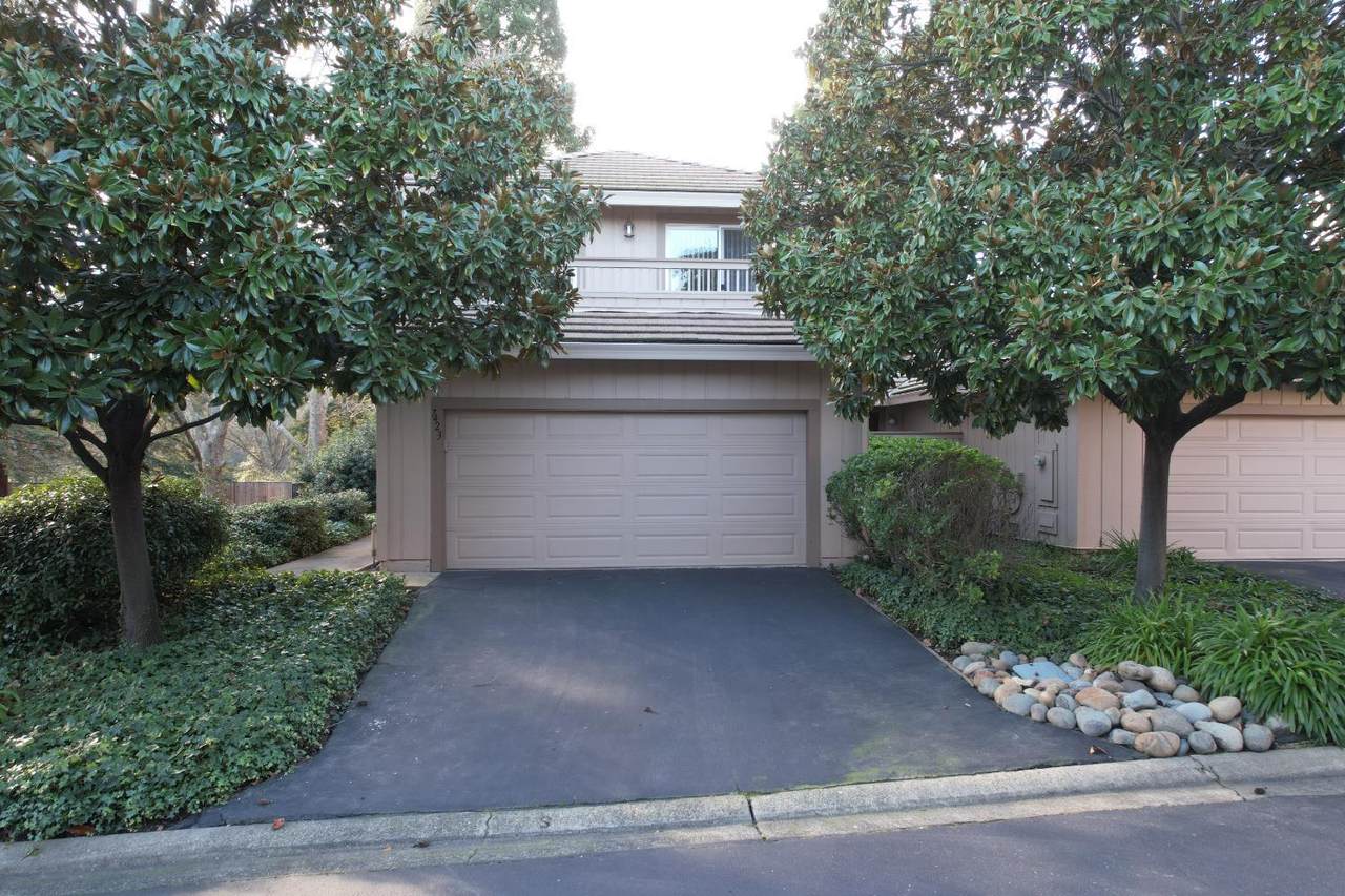 7423 Silver Birch Place - Photo 1