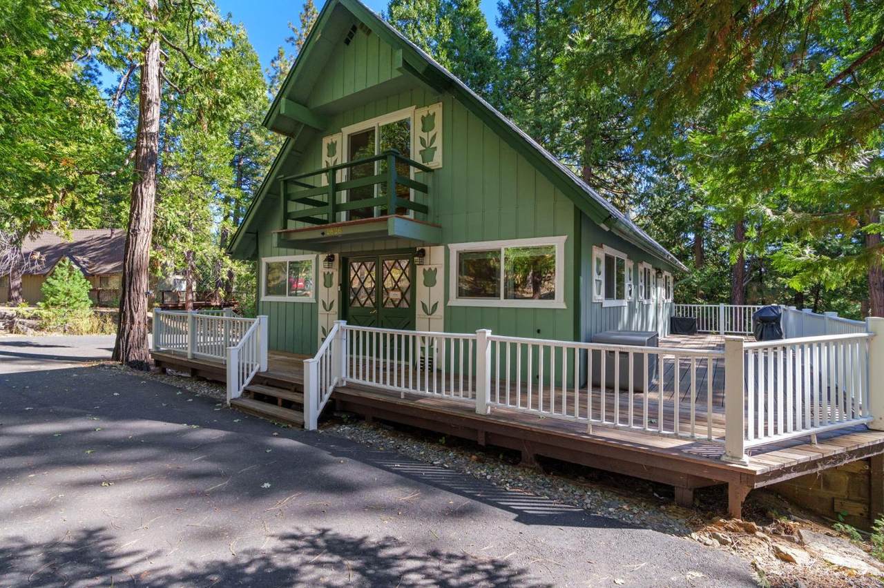 2828 Quartz Drive - Photo 1