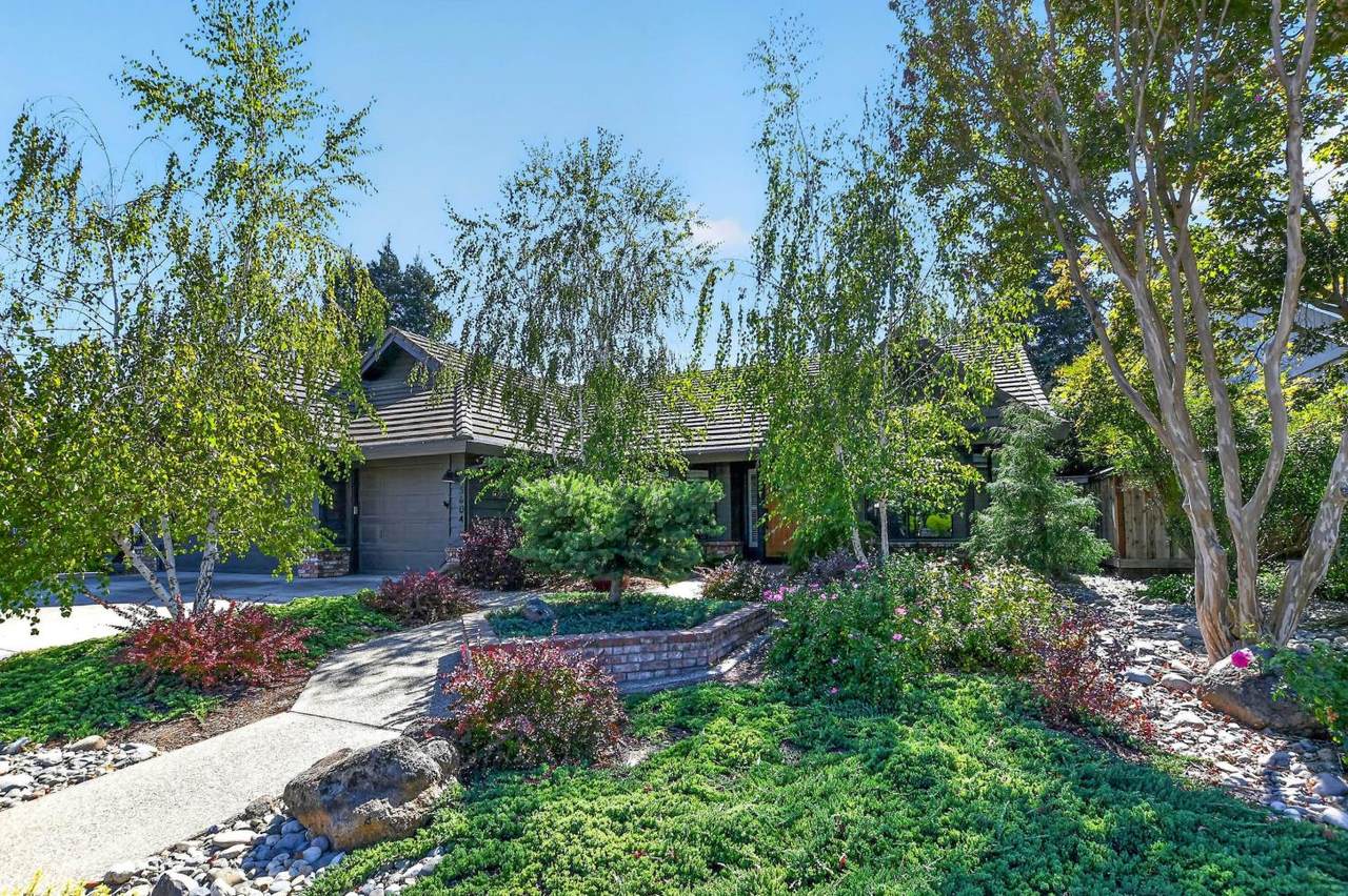 https://bt-photos.global.ssl.fastly.net/sacramento/1280_boomver_1_561232833-2.jpg