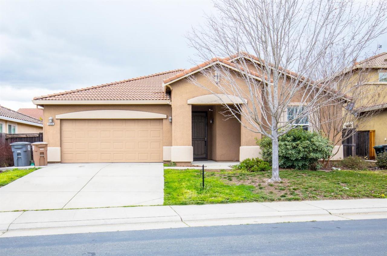 5426 White Lotus Way - Photo 1