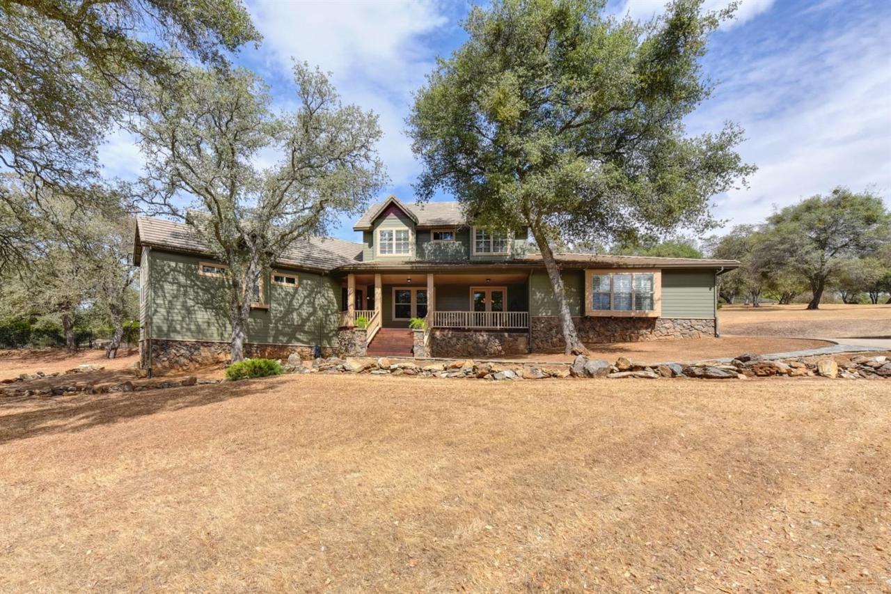 5293 Amber Fields Drive - Photo 1