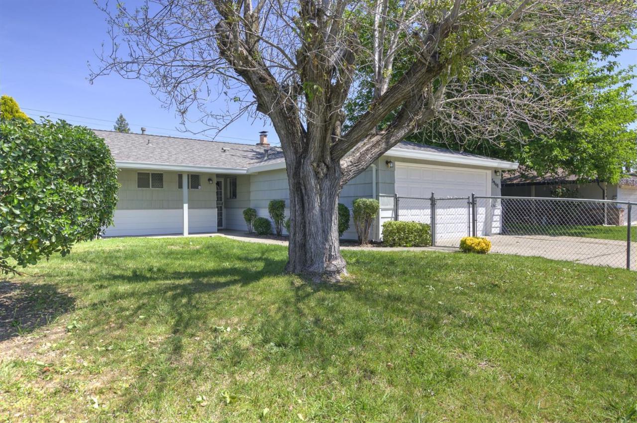 5940 Green Glen Way - Photo 1