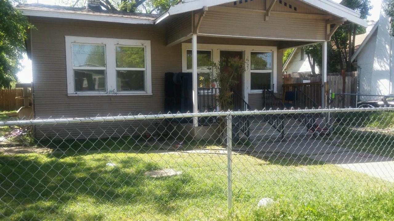 1727 Stanford Avenue - Photo 1
