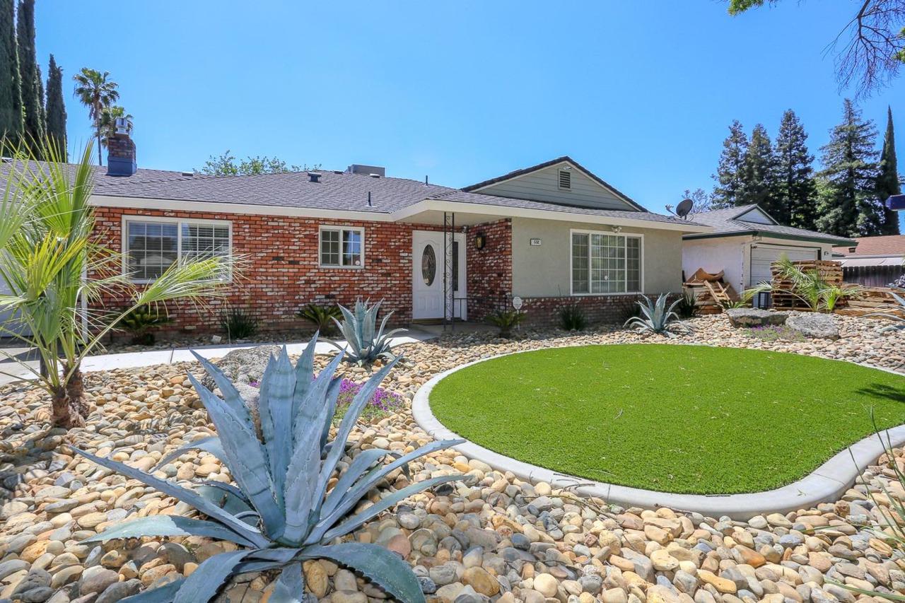 532 Kathryn Court - Photo 1