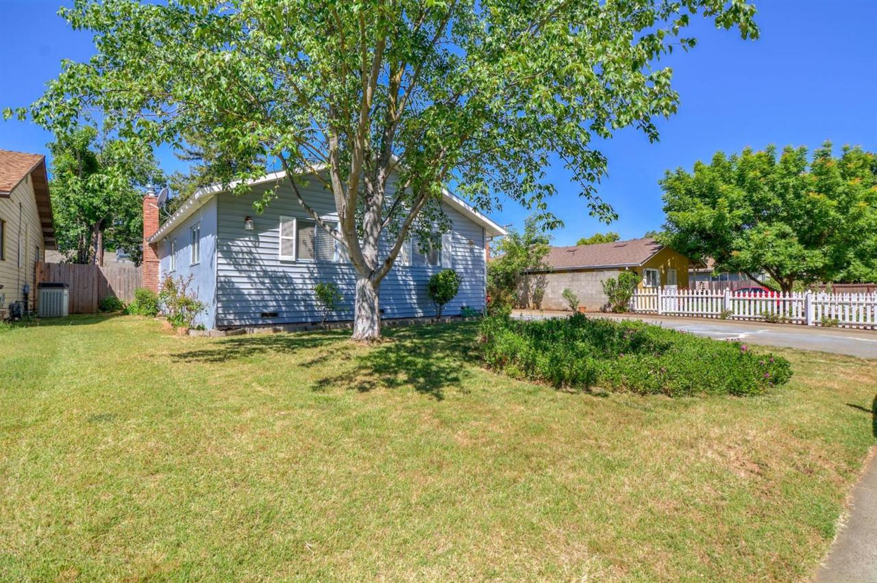 2612 Riesling Way - Photo 1