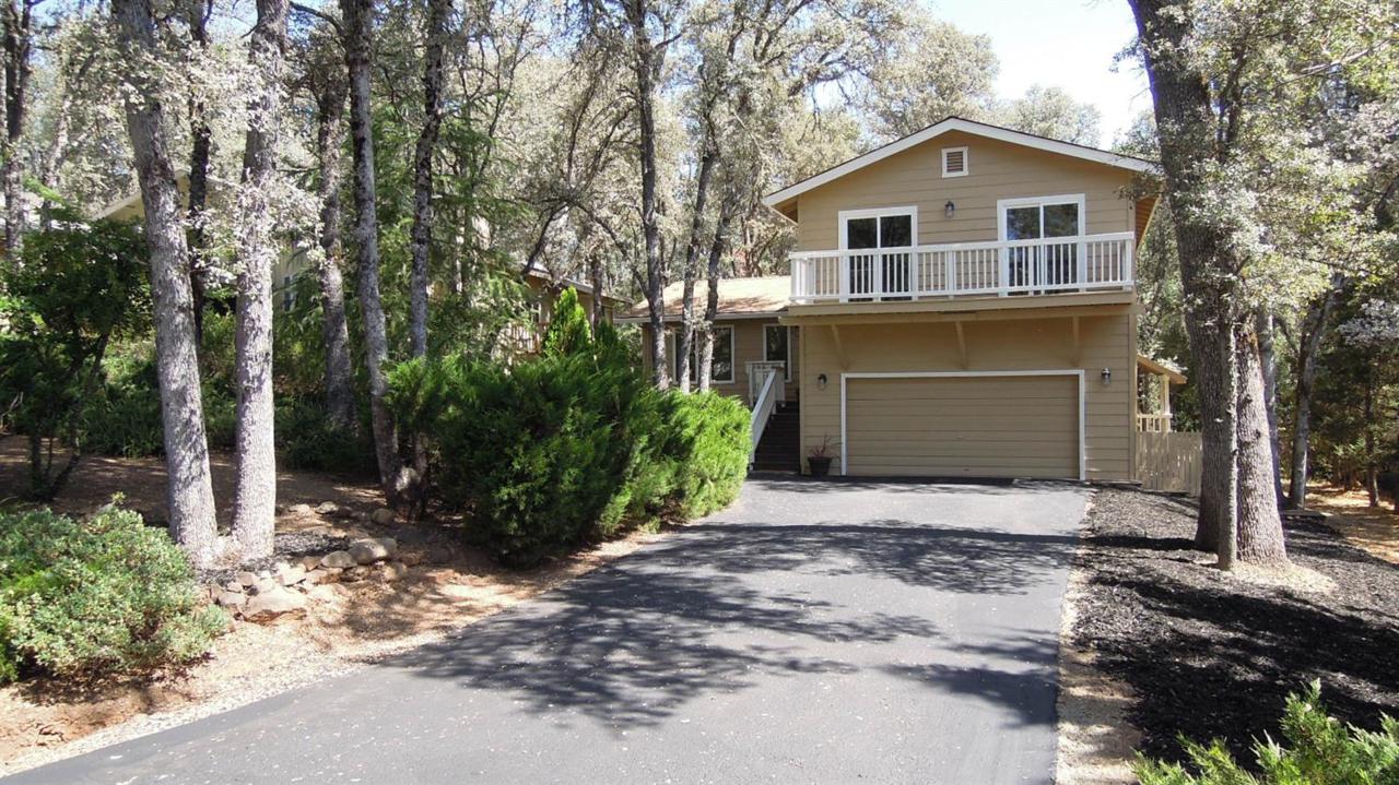 12050 Torrey Pines Drive - Photo 1
