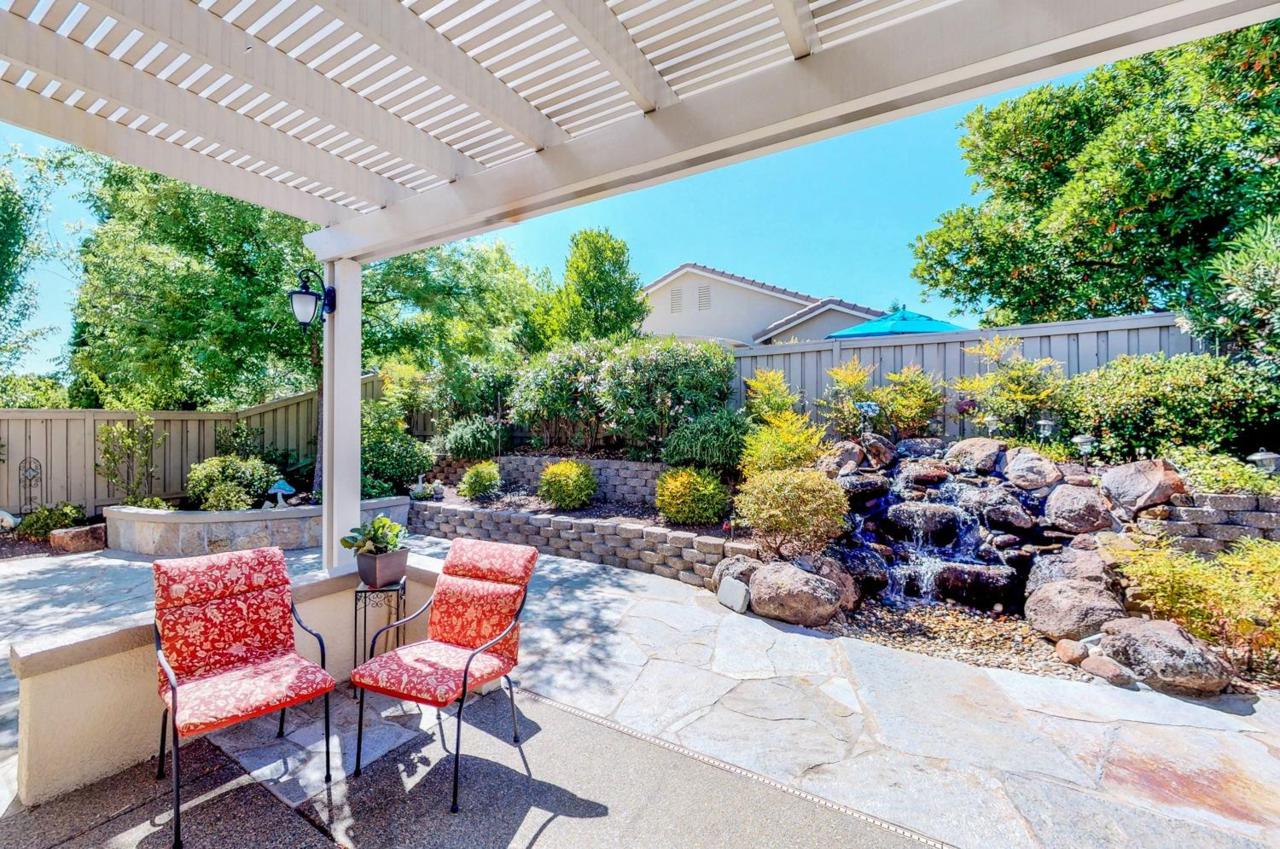 1804 Springvale Lane - Photo 1