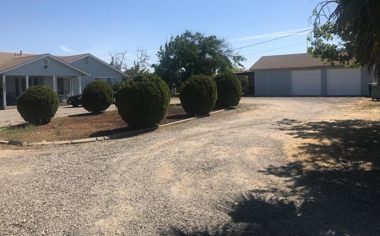 30987 State Highway 120 - Photo 1