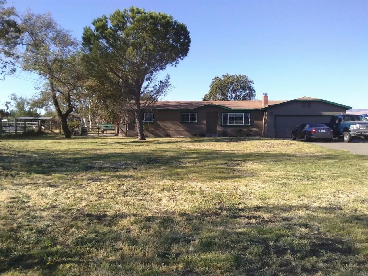 14820 Middle Road - Photo 1