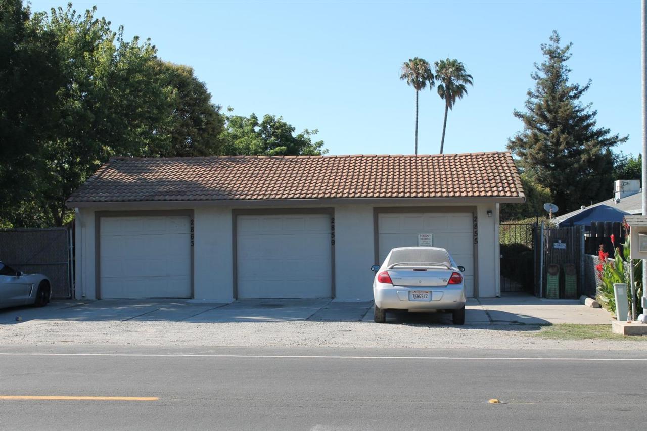 2855-2863 Country Club Boulevard - Photo 1